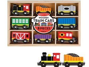Melissa & Doug Wooden Train Cars (8 pcs) - Magnetic Train